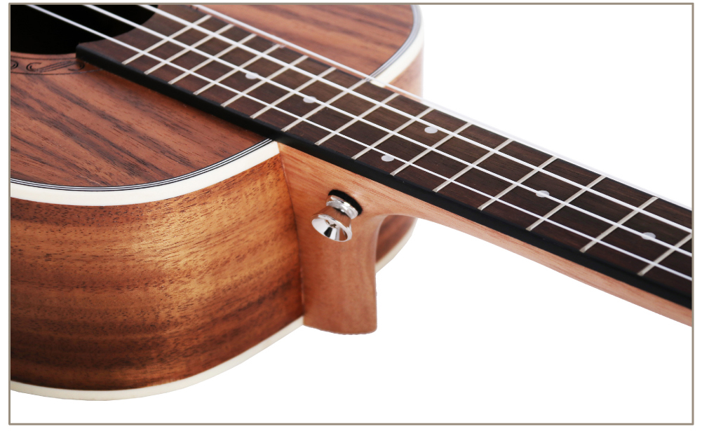 Ukelele Smiger GKB-90_06.jpg