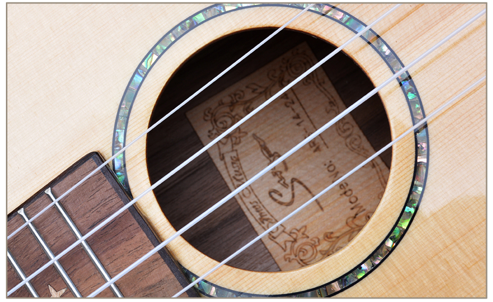 Ukelele Smiger ARS-14_04.jpg