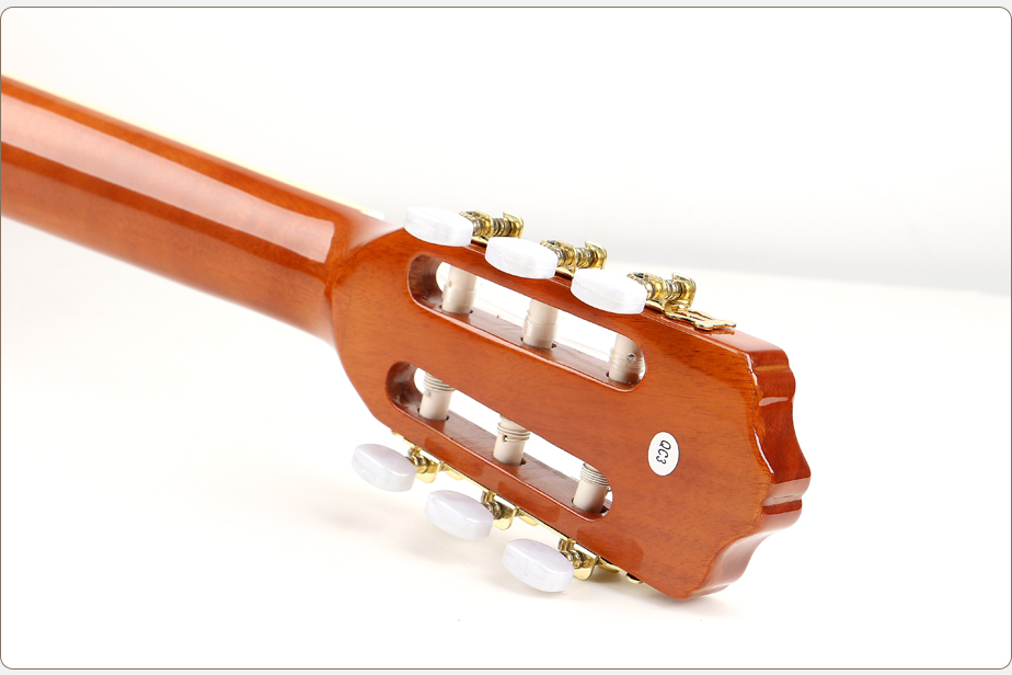 China Handmade Classical Guitar for Sale